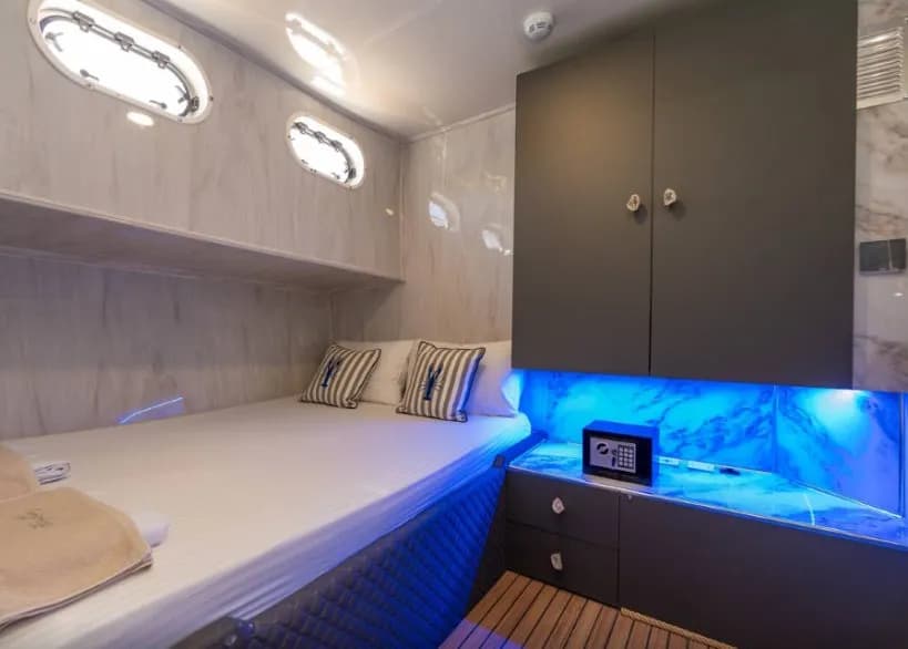 Каюта на круизной яхте