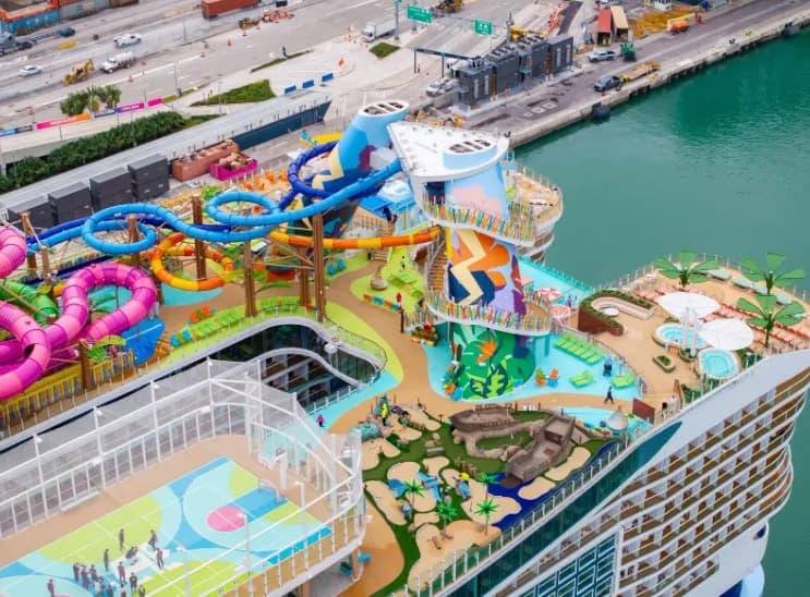 Развлечения для детей на лайнерах: почему круиз идеален для семьи