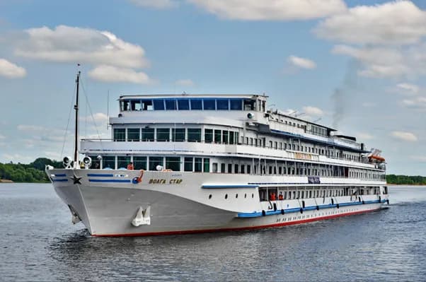 Теплоходы, идущие в Плёс