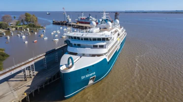 Экстремальные круизы: от Арктики до Антарктиды на ледоколах