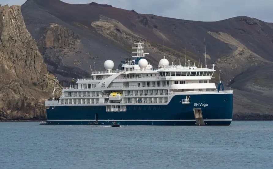 Круизы по Исландии и Гренландии