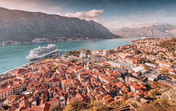 Самые необычные порты в мире: куда заходят круизные лайнеры