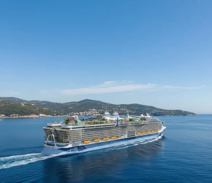 Legend Of The Seas: что представляет собой новый гигант и как на него попасть