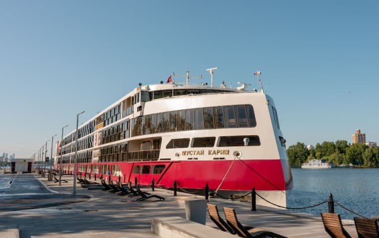 Теплоход «Мустай Карим»: лучший лайнер комфортного отдыха