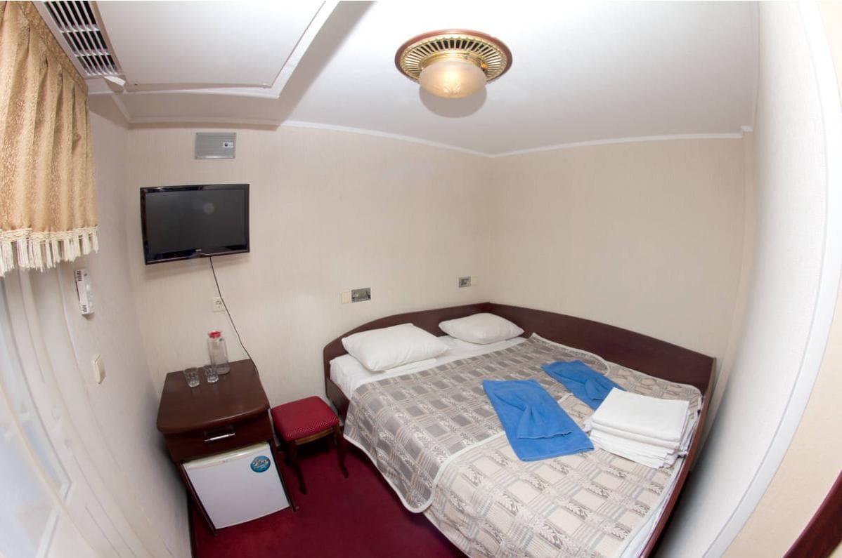 Каюта полулюкс Теплохода Ф.И. Панферов