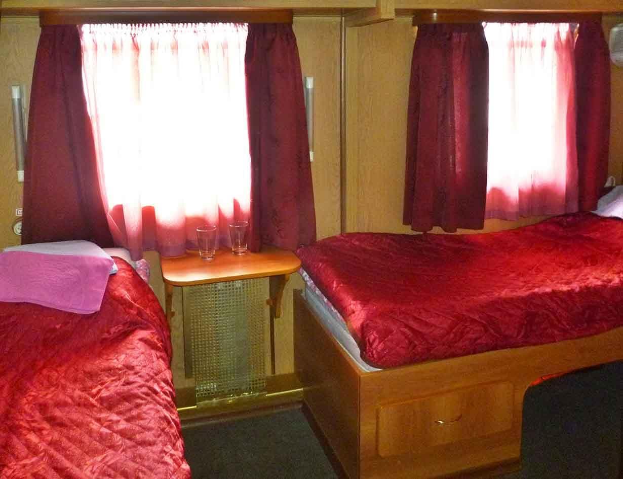  Теплохода Цезарь