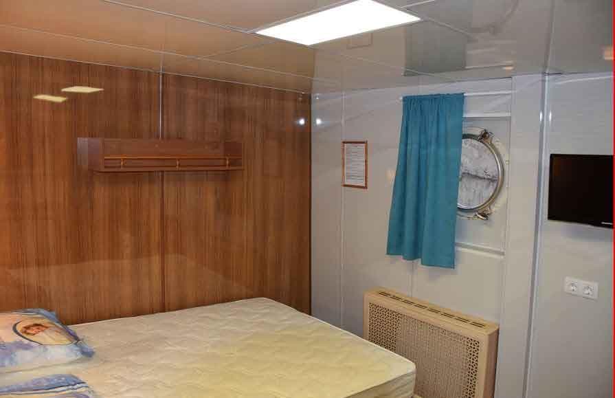  Теплохода Близняк