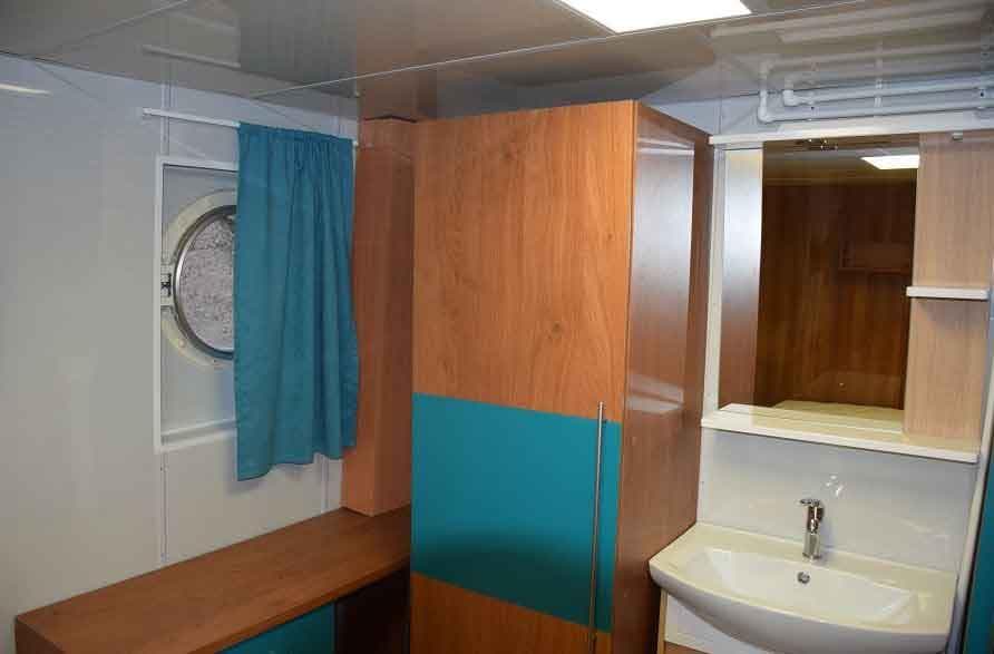  Теплохода Близняк