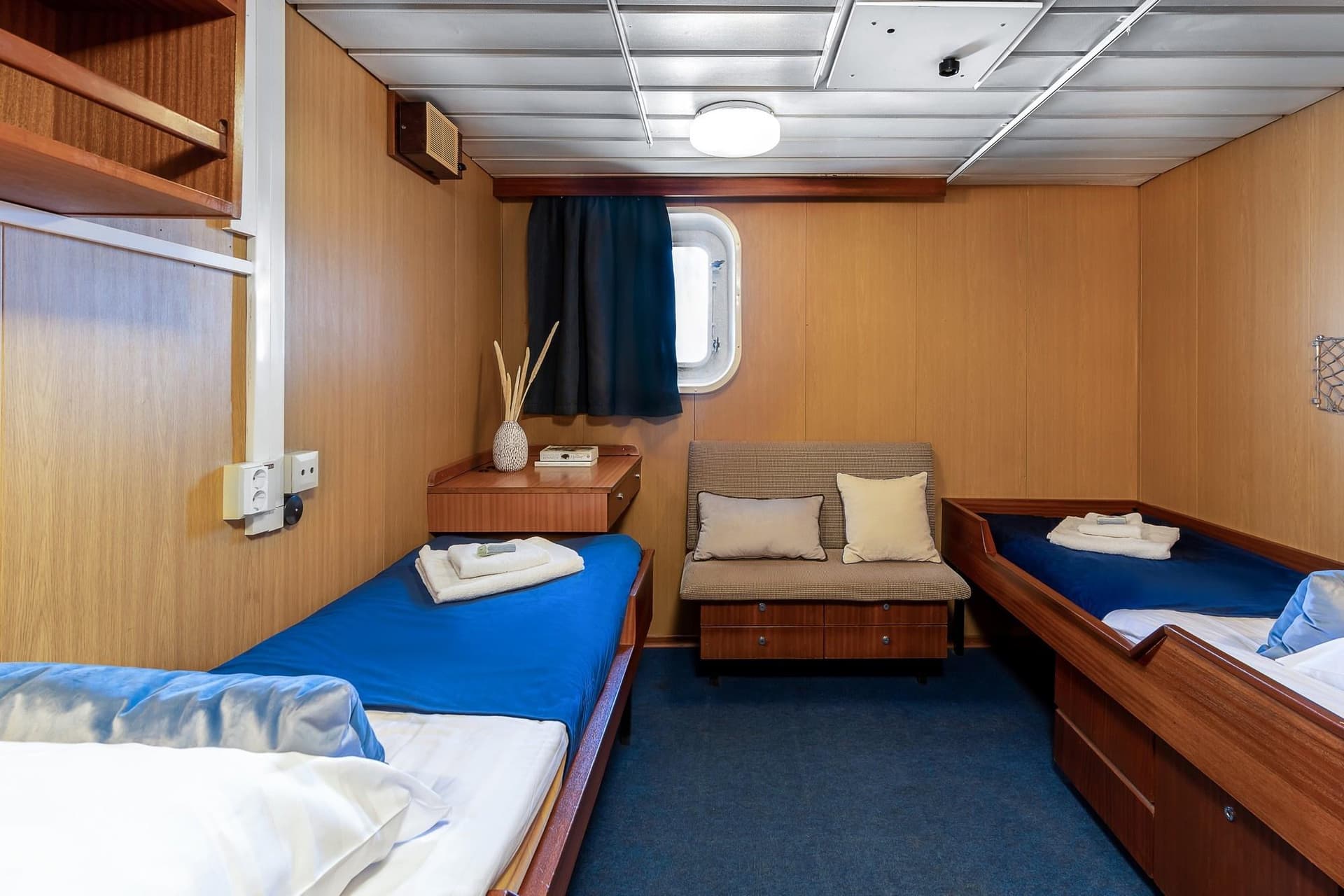 Каюта супериор плюс Теплохода Профессор Хромов