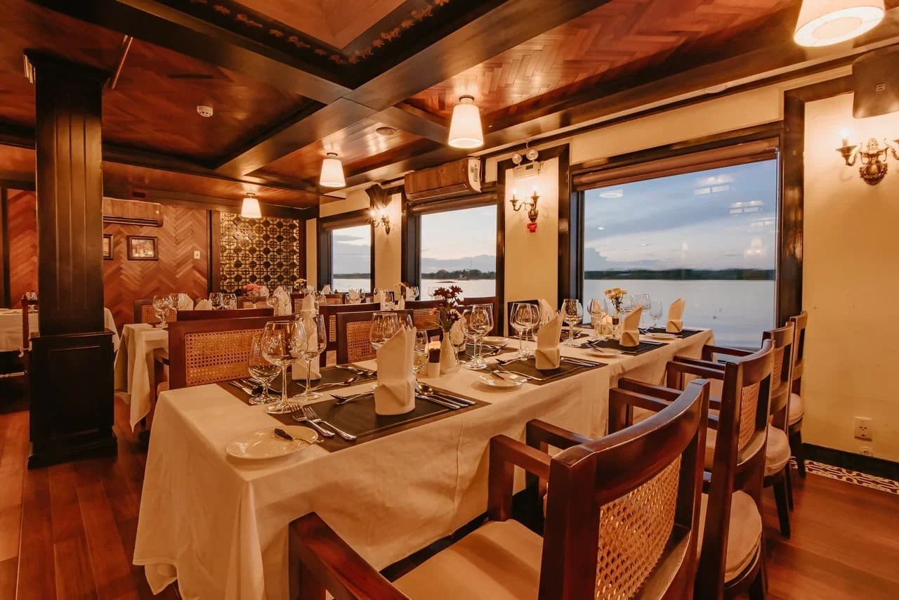 Ресторан Теплохода La Marguerite