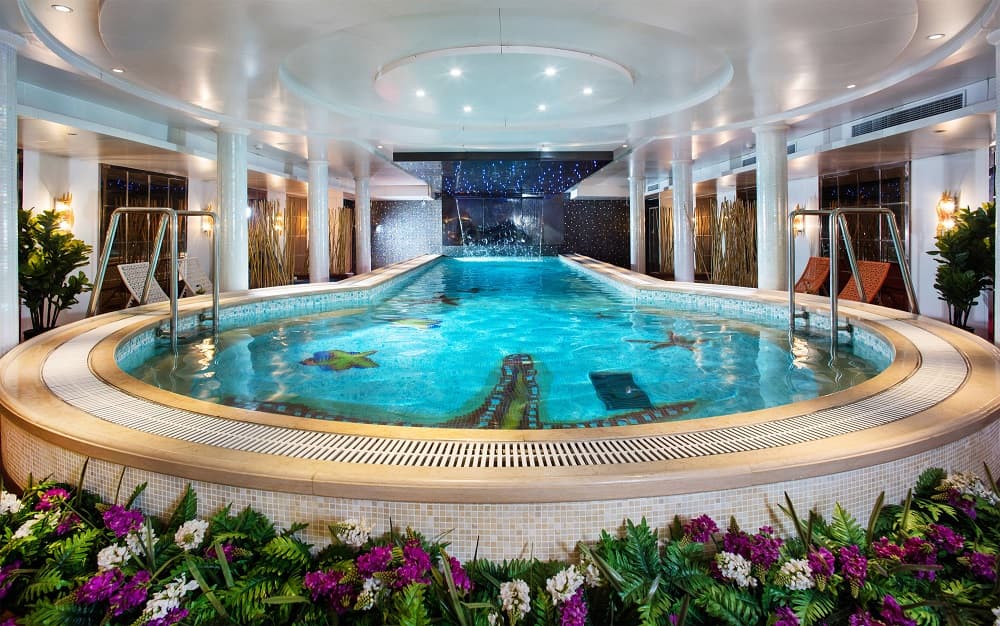 Бассейн Теплохода Century Legend