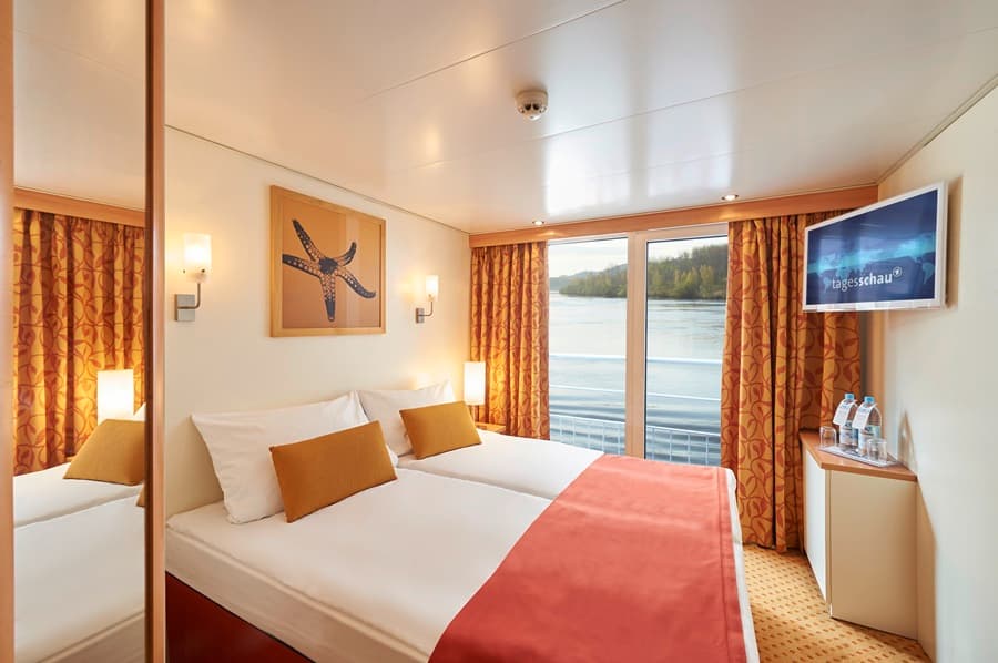 Двухместная каюта Теплохода Arena