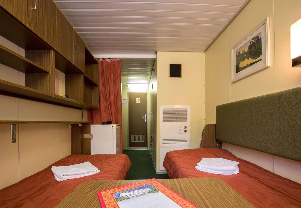 Двухместная каюта Теплохода Георгий Чичерин
