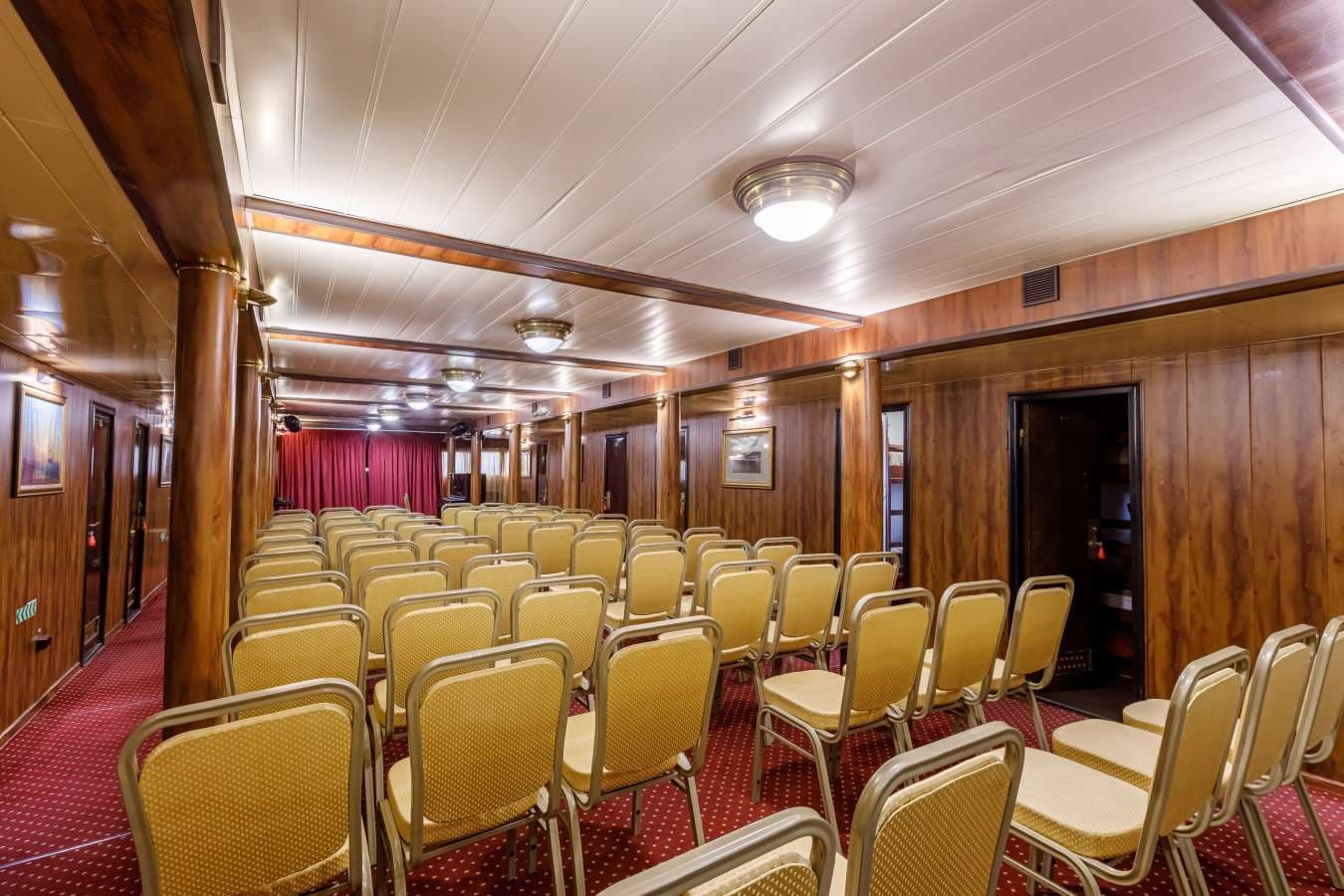 Концертный зал Теплохода Григорий Пирогов