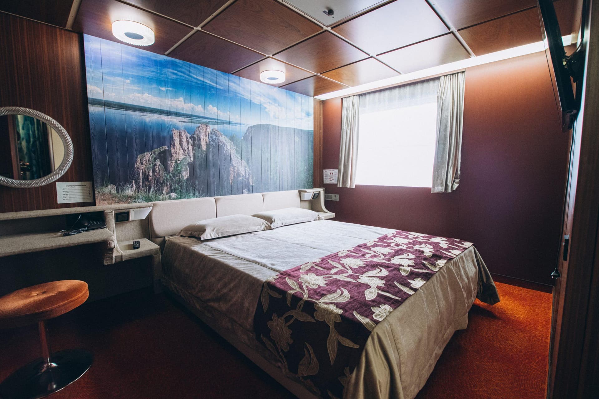 Люкс Теплохода Михаил Светлов