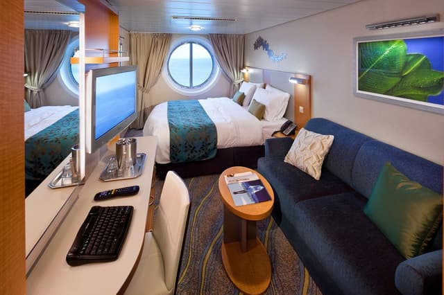 С окном Ocean View Stateroom (4N) 