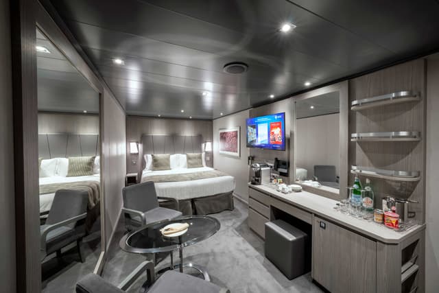 Сьют внутренний Yacht Club (YIN)