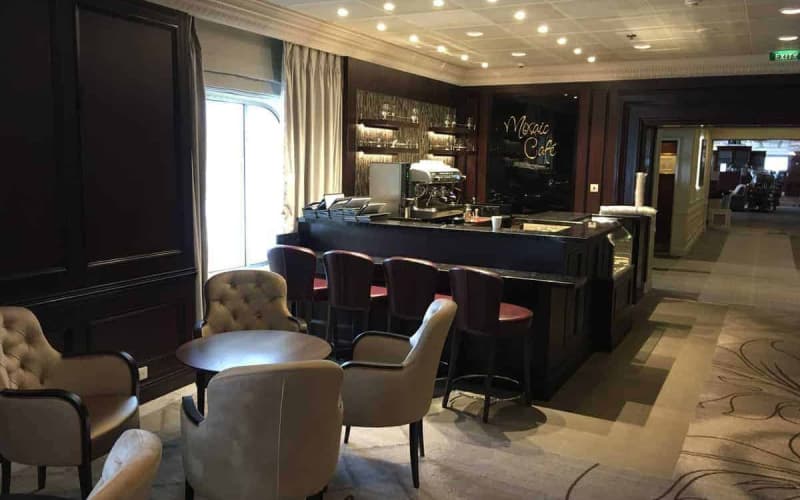  Лайнера Azamara Pursuit 