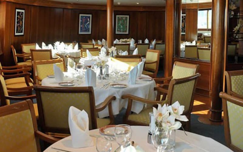  Лайнера Le Bougainville