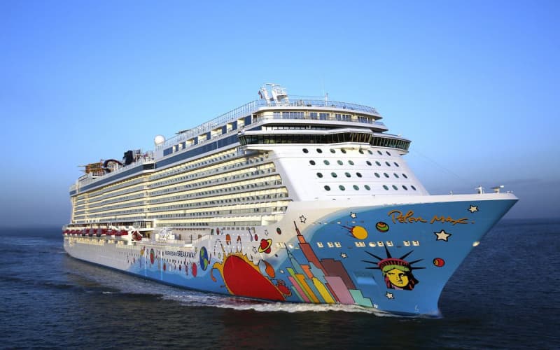 лайнер Norwegian Breakaway