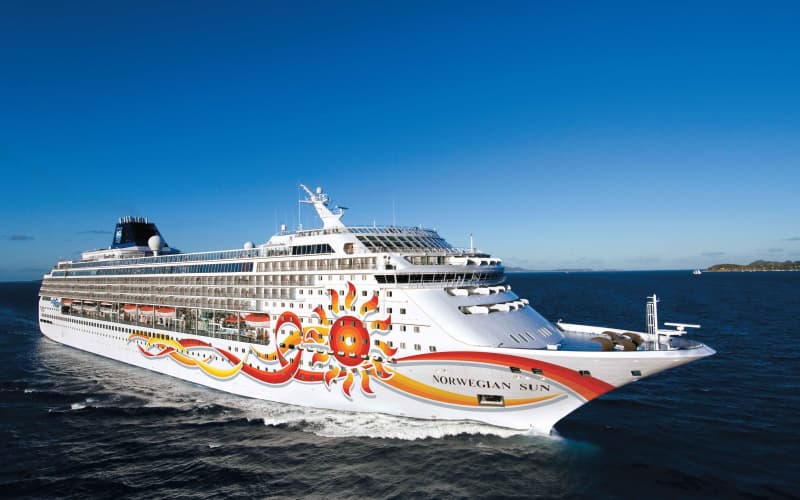 лайнер Norwegian Sun