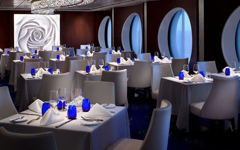 Ресторан Блю Лайнера Celebrity Solstice