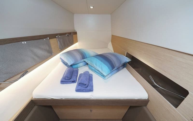 Носовая каюта  Лайнера BALI 4.3