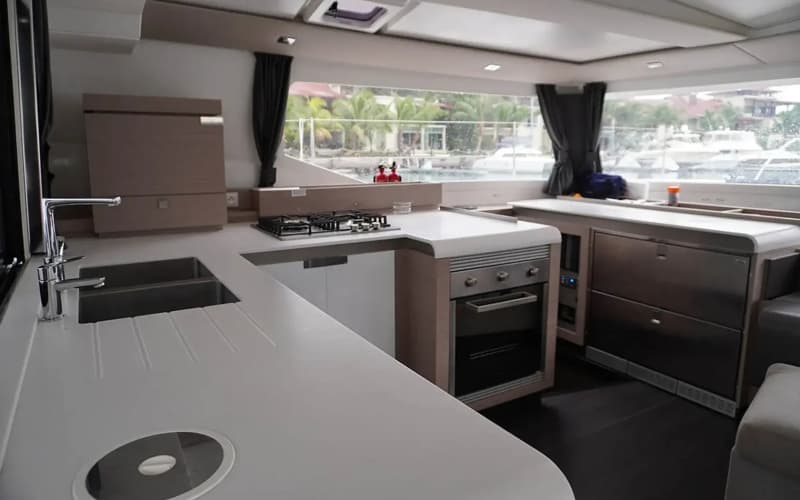 Кухня  Лайнера TANNA 47