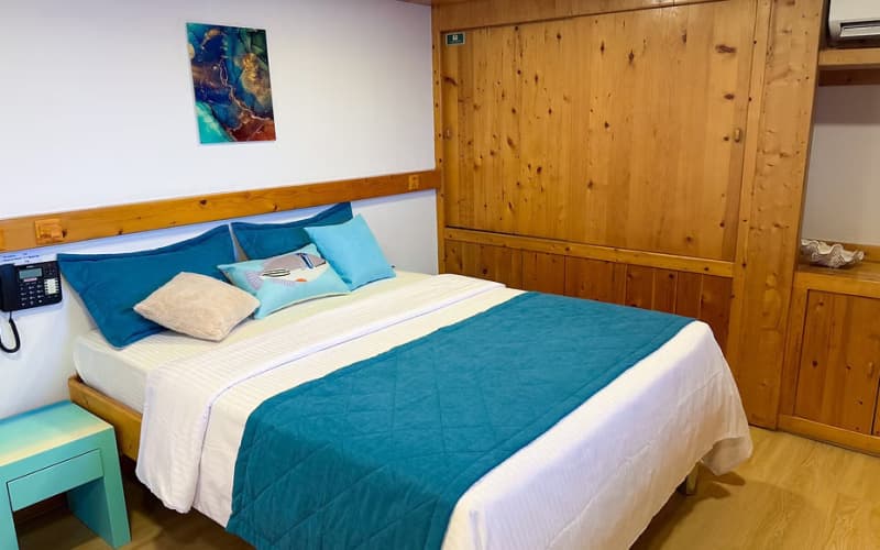 Полулюкс  Лайнера Ritrella