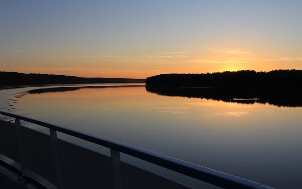 Где отдохнуть в России в августе