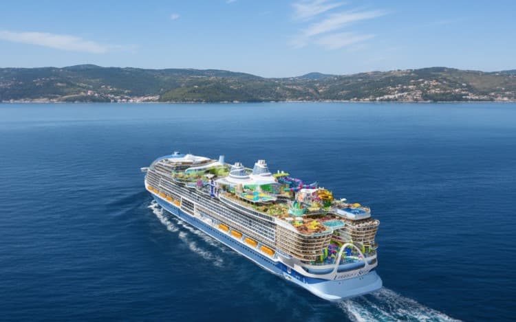 Legend Of The Seas: что представляет собой новый гигант и как на него попасть