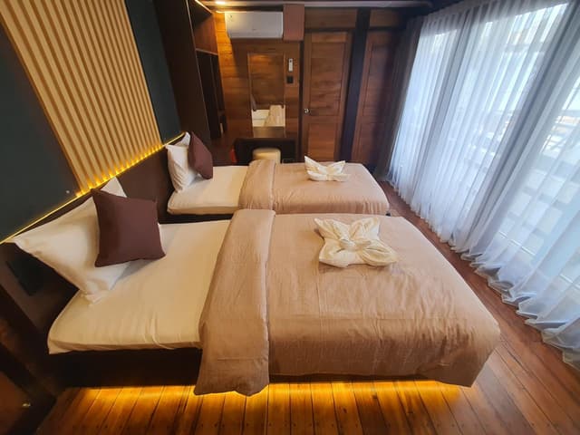 Executive Cabin