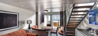 Сьют с джакузи Duplex Yacht Club (YJD)
