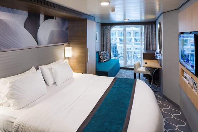 С балконом Superior Ocean View Stateroom with Balcony (2D)