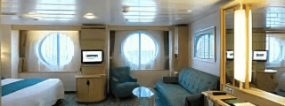 С окном Ultra Spacious Ocean View Stateroom (1K)