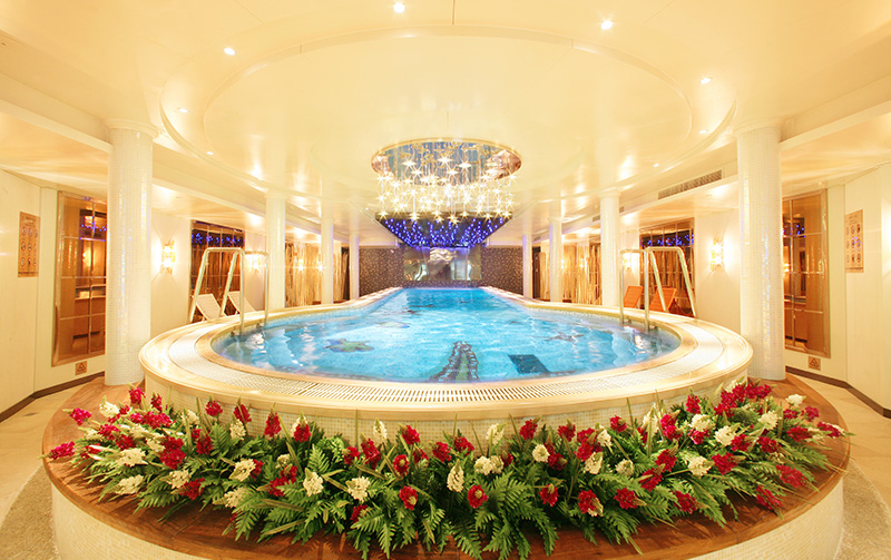 Бассейн Теплохода Century Paragon